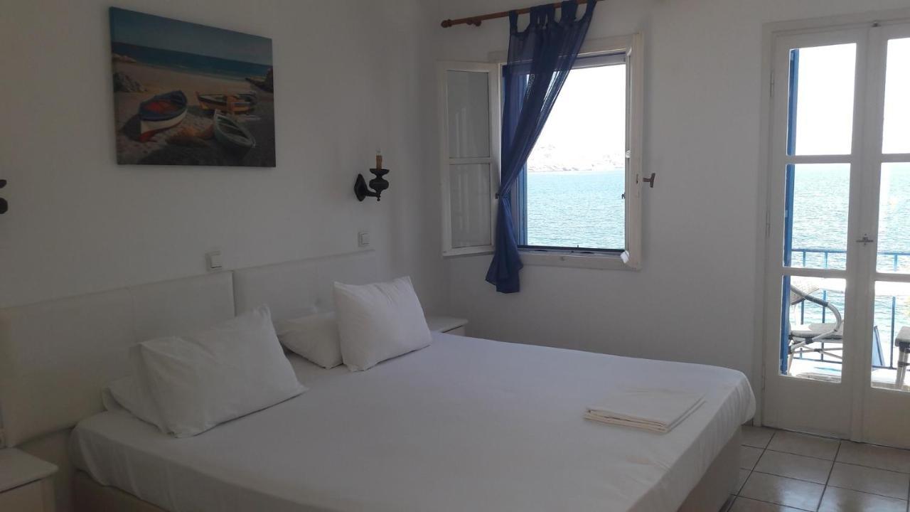 Pavlos Rooms Livadia  ภายนอก รูปภาพ